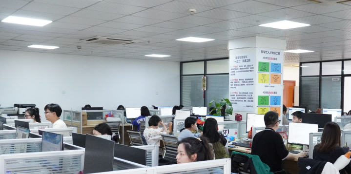 2025信息技術(shù)職稱輔導(dǎo)機(jī)構(gòu)深度解析 專業(yè)機(jī)構(gòu)如何選？